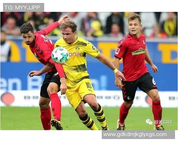 巴兰基亚青年迎战圣塔菲力争主场胜利展现球队实力