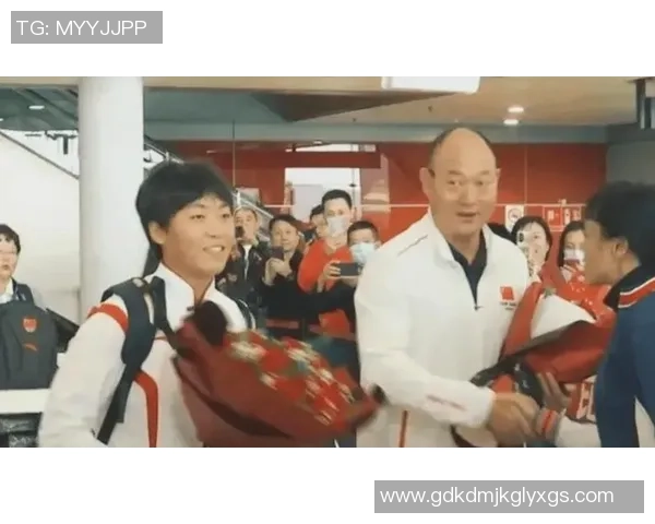 亚运3金王告发领导贪污受贿!被勒索15万奖金,屡遭体罚+下跪谩骂