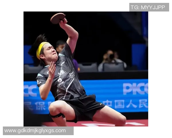 咚的一声!王楚钦以头撞桌满是沮丧,也只要他能逼出最完美樊振东